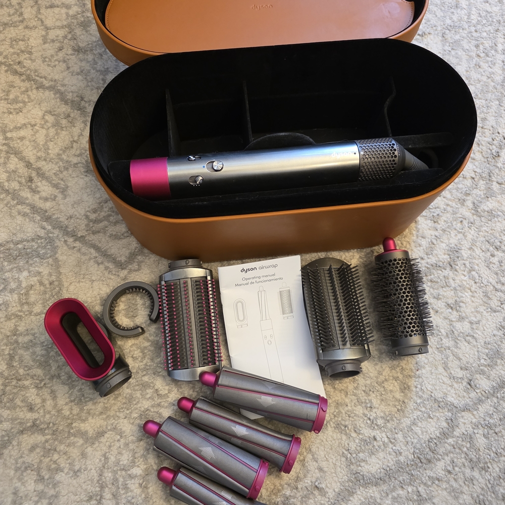 Dyson Hair Styling Set with Pink Accents - Picture 2 of 3
